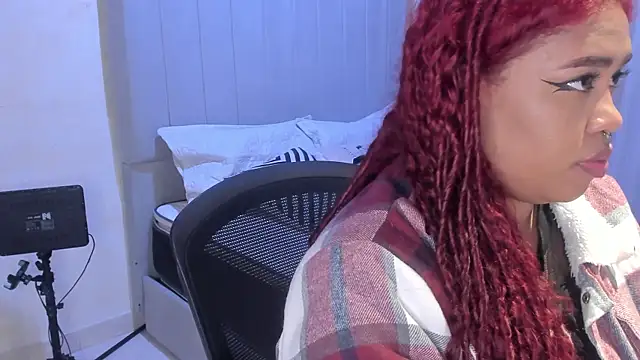 pamela doll3 online show from 5, 3, 2025