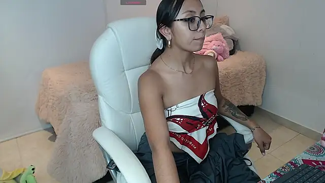 Snapshot of Gabi_morales chatting on 4, 12, 2024 Gabi morales online show from 4, 12, 2024