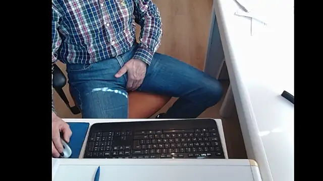 dutchpornking online show from 2, 2, 2025