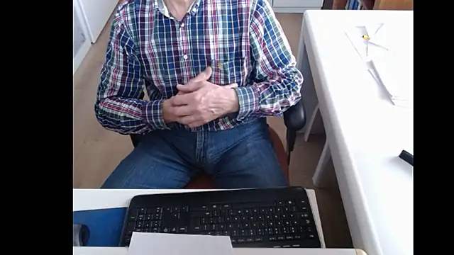 dutchpornking online show from 3, 2, 2025
