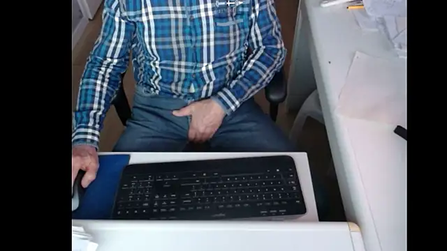 dutchpornking online show from 4, 2, 2025