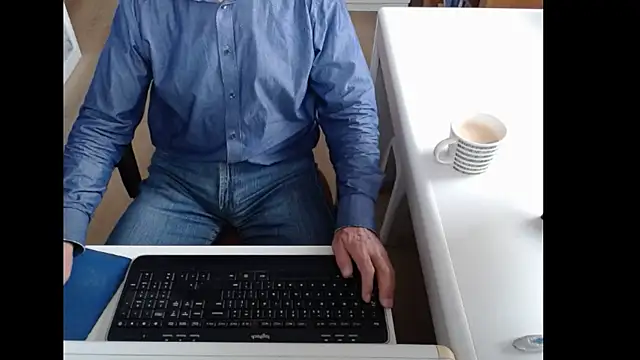 dutchpornking online show from 2, 10, 2025