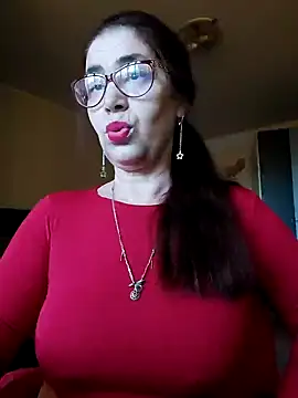 Chriss Tinaa online show from 2, 1, 2025