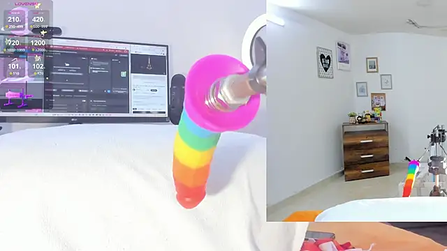 sofi velez online show from 3, 10, 2025