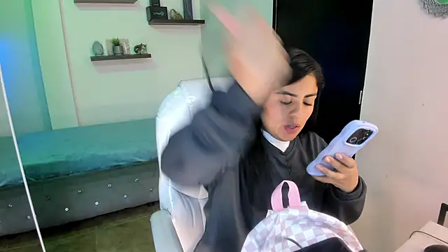 Catalinaa martinez online show from 6, 12, 2024