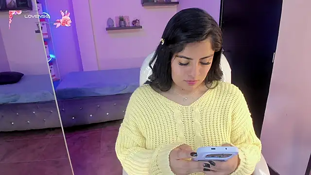 Catalinaa martinez online show from 11, 12, 2024