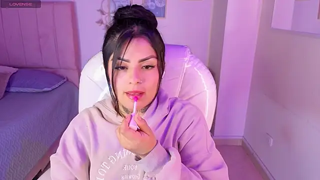 Catalinaa martinez online show from 23, 11, 2025