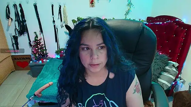 Snapshot of elektra_32 chatting on 1, 12, 2025 elektra 32 online show from 1, 12, 2025