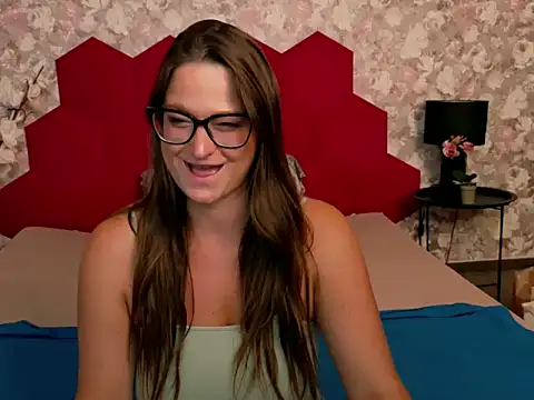 Snapshot of VictoriaCage chatting on 31, 5, 2026 VictoriaCage online show from 31, 5, 2026