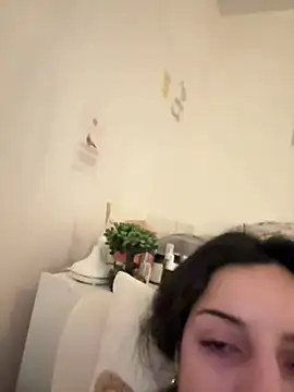 Prettylilgirll online show from 26, 6, 2026