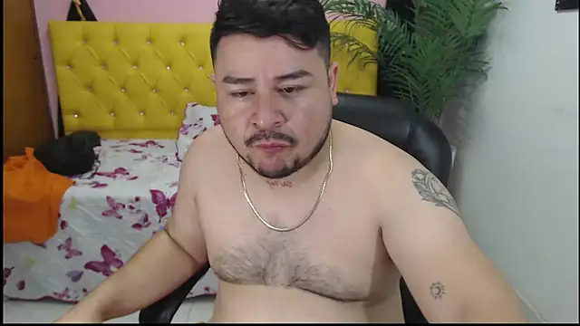 Snapshot of oso_dirty_ chatting on 21, 12, 2024 oso dirty online show from 21, 12, 2024