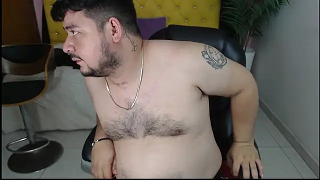 Snapshot of oso_dirty_ chatting on 12, 1, 2025 oso dirty online show from 12, 1, 2025