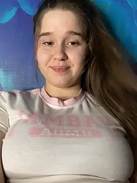 Snapshot of HornyGirlH chatting on 21, 12, 2024 HornyGirlH online show from 21, 12, 2024