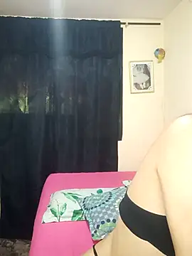 Snapshot of iamemmablake chatting on 16, 11, 2025 iamemmablake online show from 16, 11, 2025