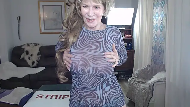 SindeeDix online show from 10, 9, 2025