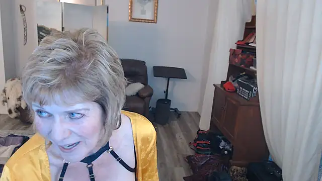 Snapshot of SindeeDix chatting on 10, 7, 2026 SindeeDix online show from 10, 7, 2026