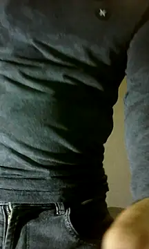 Snapshot of landy20cm chatting on 8, 12, 2024 landy20cm online show from 8, 12, 2024