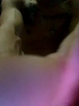 Snapshot of landy20cm chatting on 4, 10, 2025 landy20cm online show from 4, 10, 2025