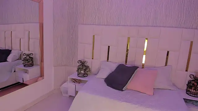 Snapshot of Meghan_stonne_ chatting on 14, 11, 2025 Meghan stonne online show from 14, 11, 2025