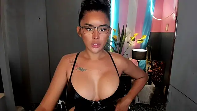 QuiinMollyXxX online show from 17, 4, 2026