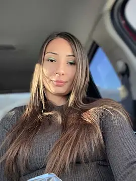 YOUR-KARINA online show from 10, 1, 2025