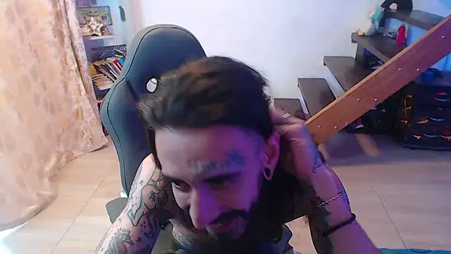 Snapshot of harry_reems1 chatting on 12, 1, 2025 harry reems1 online show from 12, 1, 2025