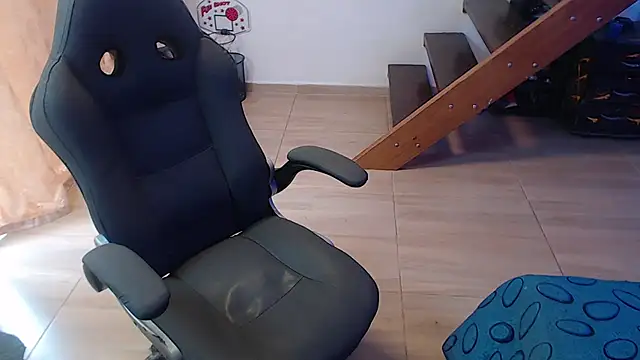 Snapshot of harry_reems1 chatting on 12, 1, 2025 harry reems1 online show from 12, 1, 2025