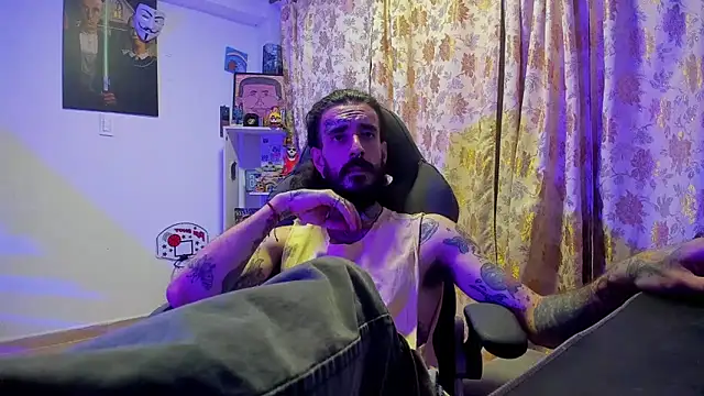 Snapshot of harry_reems1 chatting on 28, 1, 2025 harry reems1 online show from 28, 1, 2025