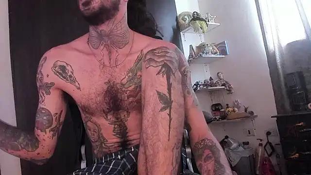 Snapshot of harry_reems1 chatting on 28, 10, 2025 harry reems1 online show from 28, 10, 2025