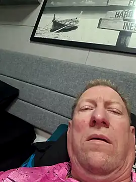 tomtom111111 online show from 6, 10, 2025