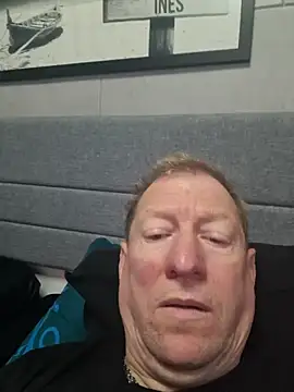 tomtom111111 online show from 11, 10, 2025