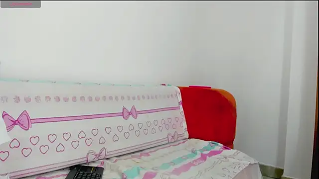 Snapshot of moana_taylor chatting on 18, 4, 2026 moana taylor online show from 18, 4, 2026