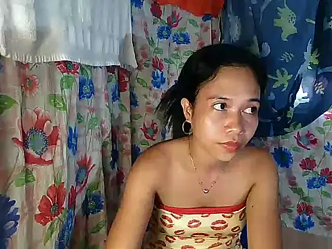 Snapshot of PinaySkinnyGirl chatting on 6, 1, 2026 PinaySkinnyGirl online show from 6, 1, 2026