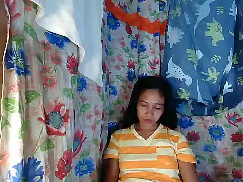 Snapshot of PinaySkinnyGirl chatting on 7, 1, 2026 PinaySkinnyGirl online show from 7, 1, 2026