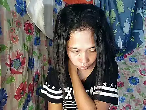 Snapshot of PinaySkinnyGirl chatting on 13, 1, 2026 PinaySkinnyGirl online show from 13, 1, 2026