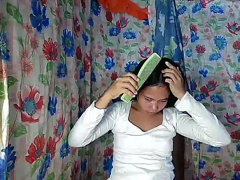 Snapshot of PinaySkinnyGirl chatting on 1, 2, 2026 PinaySkinnyGirl online show from 1, 2, 2026