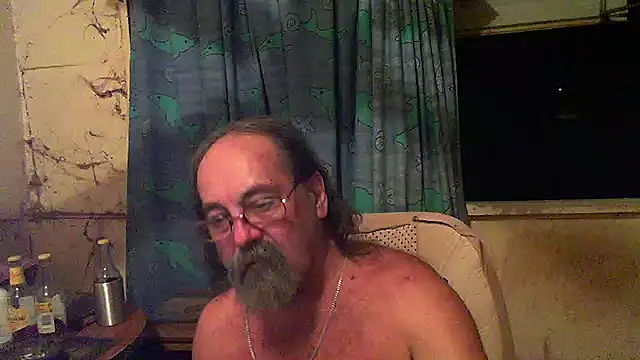 Snapshot of herbie010666 chatting on 12, 2, 2025 herbie010666 online show from 12, 2, 2025