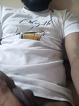 Snapshot of bunnyboy3467 chatting on 1, 3, 2026 bunnyboy3467 online show from 1, 3, 2026