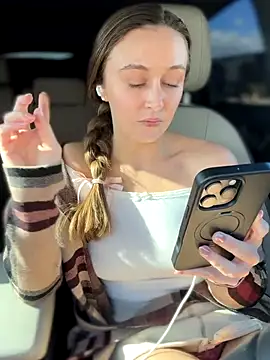 lunagirl13 online show from 28, 11, 2025