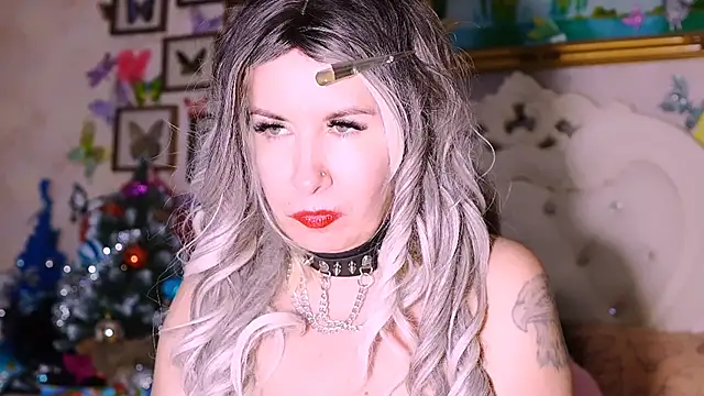 Snapshot of DirtySlut chatting on 28, 12, 2024 DirtySlut online show from 28, 12, 2024