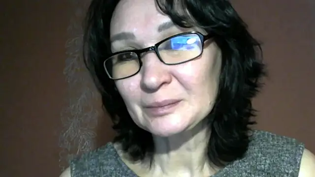 Snapshot of PrettyAndWild chatting on 25, 11, 2025 PrettyAndWild online show from 25, 11, 2025