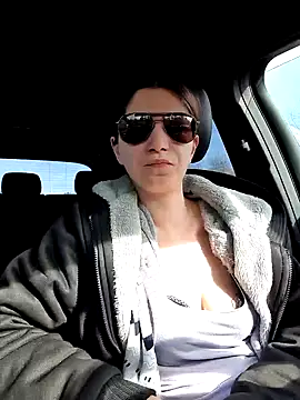 Snapshot of Geile-Luna chatting on 4, 3, 2025 Geile-Luna online show from 4, 3, 2025