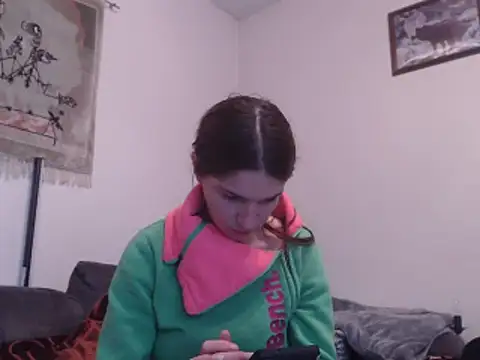 Snapshot of Geile-Luna chatting on 6, 11, 2025 Geile-Luna online show from 6, 11, 2025