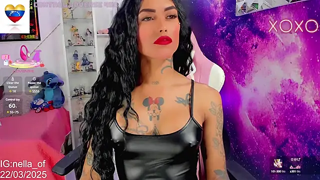 Snapshot of Nella_Dolls chatting on 22, 3, 2025 Nella Dolls online show from 22, 3, 2025
