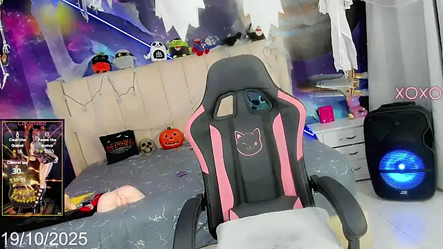 Nella Dolls online show from 19, 10, 2025