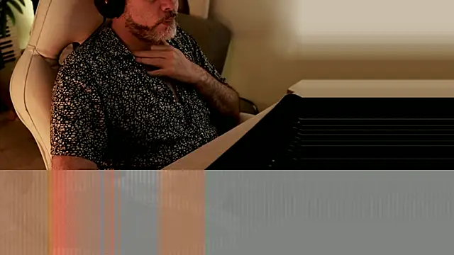 Snapshot of Sanders_White chatting on 22, 12, 2024 Sanders White online show from 22, 12, 2024