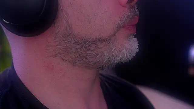 Snapshot of Sanders_White chatting on 16, 9, 2025 Sanders White online show from 16, 9, 2025