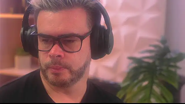 Snapshot of Sanders_White chatting on 11, 1, 2026 Sanders White online show from 11, 1, 2026