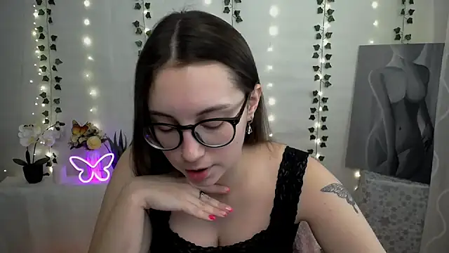 SweetPrincess  online show from 7, 3, 2025