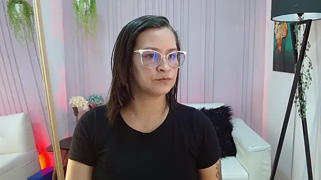 Britney taylor  online show from 12, 1, 2025